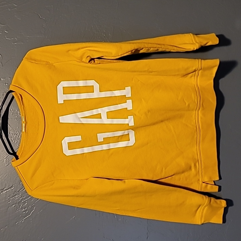 Yellow GAP Sweatshirt NWOT